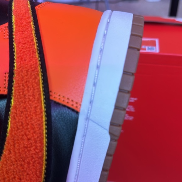 Nike Dunk Hi Retro University - Picture 10 of 11